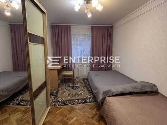 Продаж 2к квартири вул.  Деревлянська  Шевченківський район