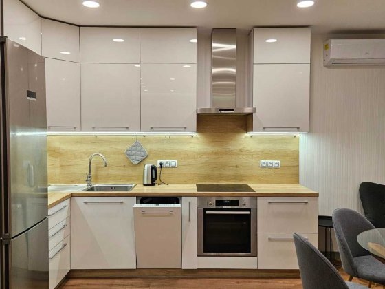 Продаж 1 к  50м Дизайнерський ремонт! Позняки 10 хв!