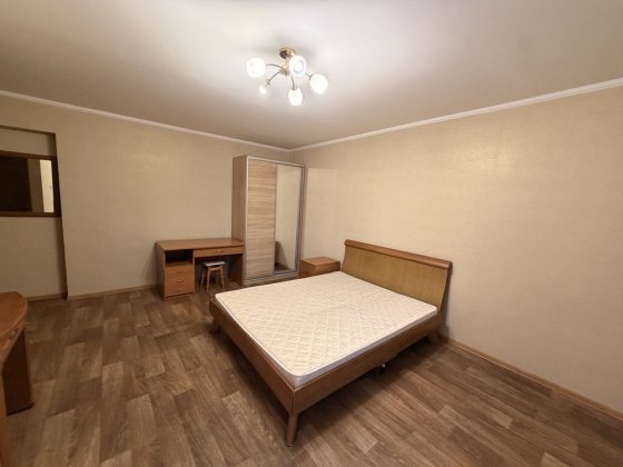 Продам квартиру - студию в Бортничах!
