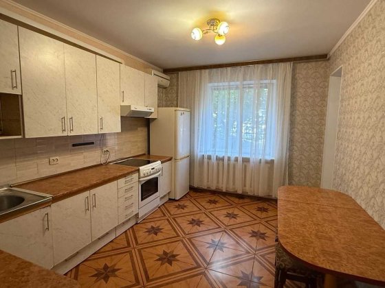 Продаж 2 кім.квартири вул. Сосницька 19 Дніпровський район