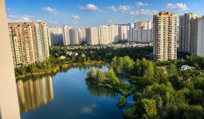 Продаж видової 3-кімнатної квартири в будинку 2012 року | вул. Урлівська, 38А - фото 1