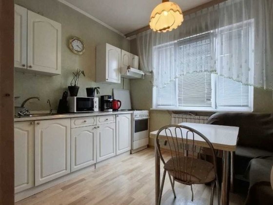 Продаж 3-кім з ремонтом, метро Теремки 2хв пішки