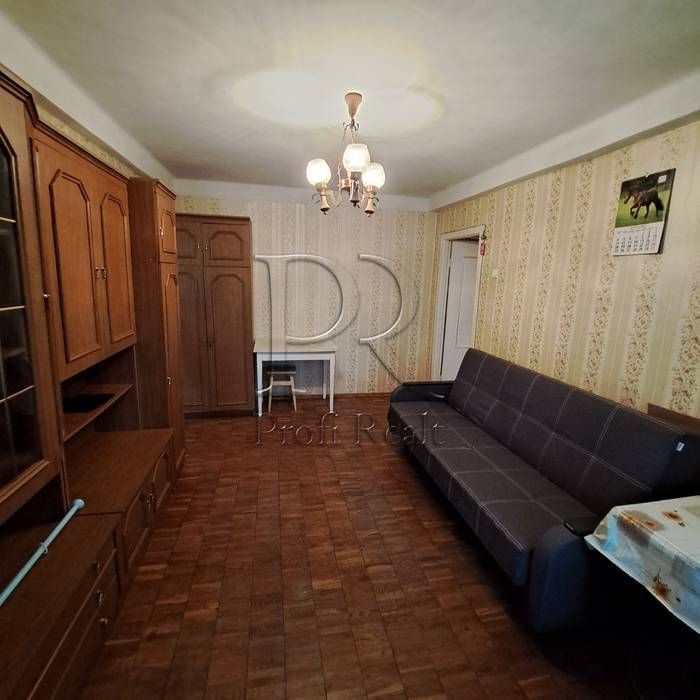 Продаж 2к квартири. Воскресенка. Микитенка 15. - фото 1