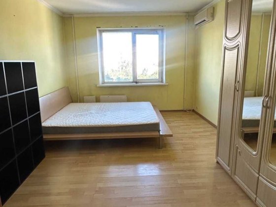 Продам 2-кімн.Миропільська 29, 8/16 ет. метро Чернігівська, Дарниця- 10хв. пішки