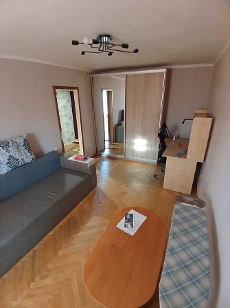 Продам 1 кімнатну квартиру метро Дарниця пішкі 7 хвилин - фото 1