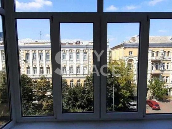 2к, 52м сталінка центр міста Киев