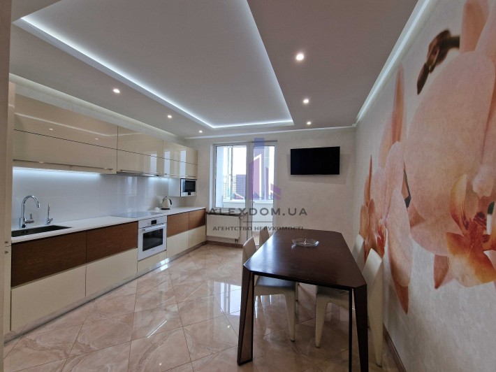 Продаж 1к кв 52м2, ЖК Стародарницький, Харківське шосе 17А ГЕНЕРАТОР - фото 1