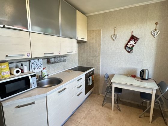 1к квартира вул. Райдужна 11 Киев