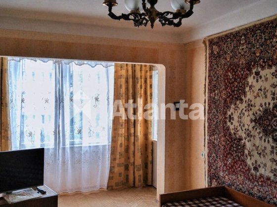 Продаж 2 к кв  біля м Лівобережна ДМЖ