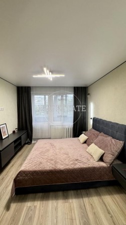 Продам 2 кімнатну квартиру новий капітальний ремонт гардеробна Дніпроський район Дарниця Чернігівськ - фото 1