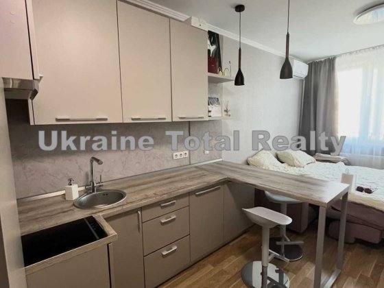 Метро Берестейська! 1 кімнатна смарт квартира біля посольства США! Вулиця Жабаєва 22 Киев