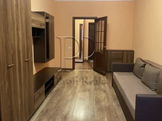 Продаж 1 кімнатна квартира ЖК Паркові Озера/парк Перемога/метро Дарниця Киев