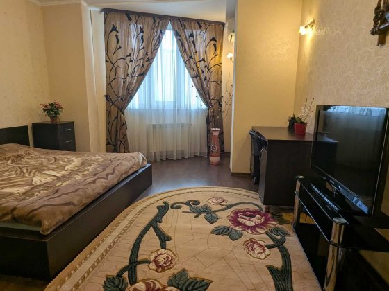 Урлівська вул. 11/44, Продаж 1-к квартира 59.5кв.м.  ст.метро Осокорки  Позняки