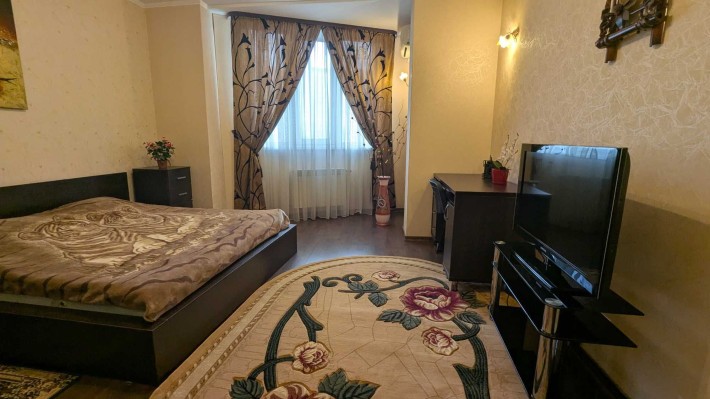 Урлівська вул. 11/44, Продаж 1-к квартира 59.5кв.м.  ст.метро Осокорки  Позняки - фото 1
