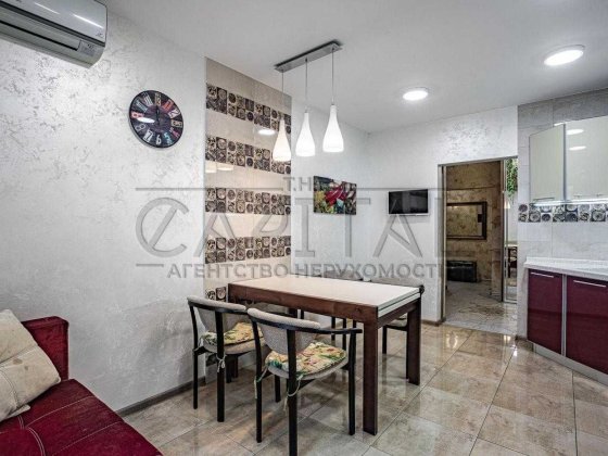 Продаж 3-х кімнатної квартири, вул. Урлівська, 94м2, Дарницький район, Київ