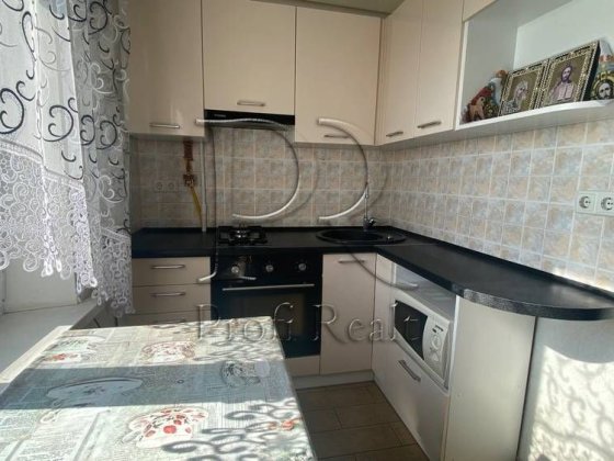 Продаж 1 кімн. квартири за адресою Харківське шосе 176В/Харківський/Вирлиця/ППС/Вербицького