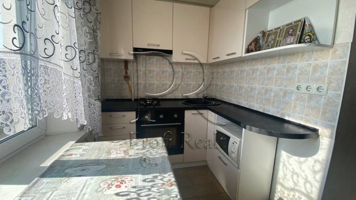 Продаж 1 кімн. квартири за адресою Харківське шосе 176В/Харківський/Вирлиця/ППС/Вербицького - фото 1