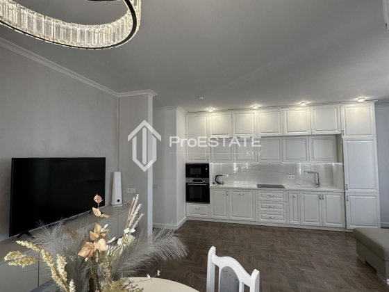 Без%  Продаж  3к квартири  ЖК Seven Дніпровська набережна,18А