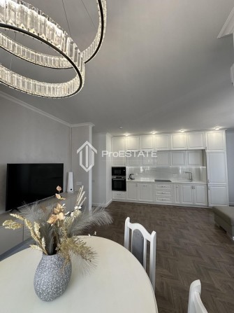 Без%  Продаж  3к квартири  ЖК Seven Дніпровська набережна,18А - фото 1