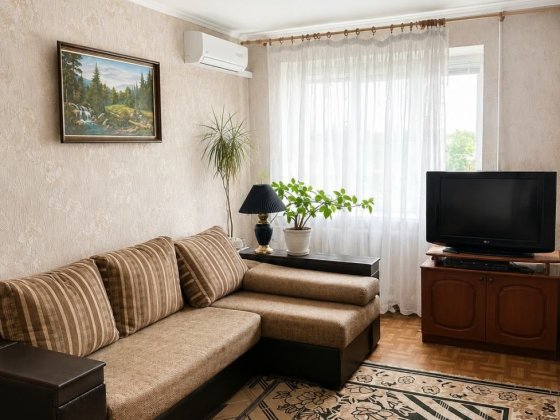 Велика 2к квартира (61м²) з величезною кухнею 13.6м² – вул. Вершигори, 9 (Райдужний)