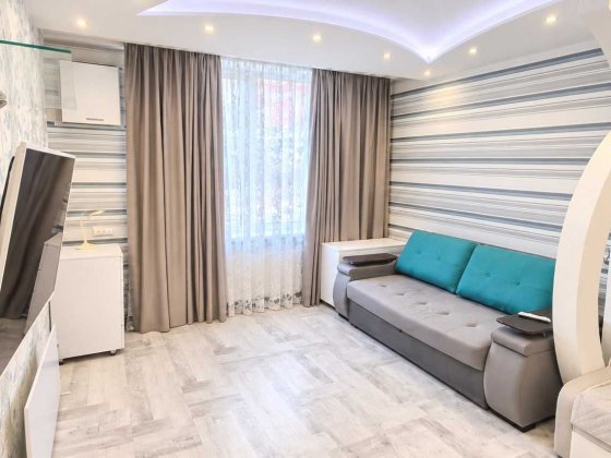* Світла 3-кімнатна квартира по вул. Регенераторна, 4 ЖК Комфорт Таун