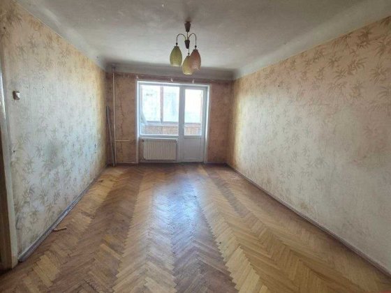 Продаж 2х Харківське шосе 12,  на 3м поверсі,
