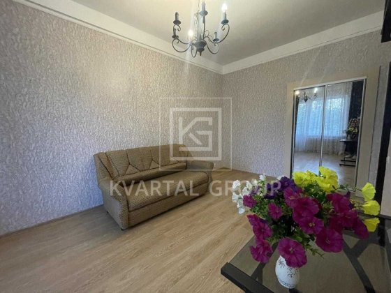 Продаж 1 кімнатної квартири з ремонтом по вул. Велика Васильківська БЕЗ КОМІСІЇ СЕРТИФІКАТ