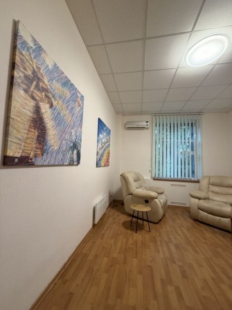 Продам квартиру по вулиці Дарвина 10 з ремонтом 4 кімнатна 1 високий поверх 80 квадратів. Без комісі - фото 1