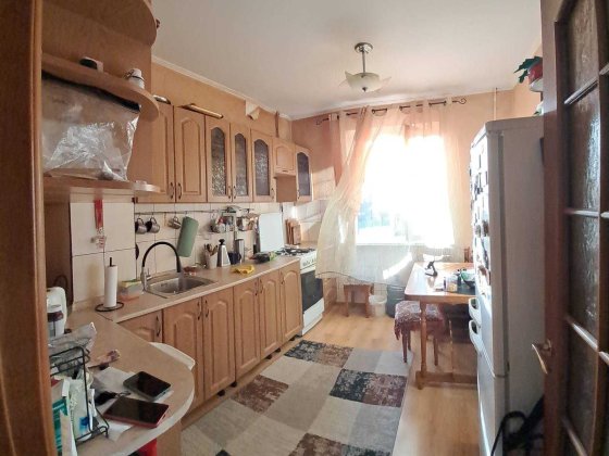 Продам 3 кімнатну квартиру на вул. Вербицького 11