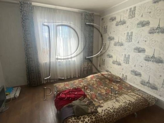Продаж 2 кімн. квартири за адресою Драгоманова 23