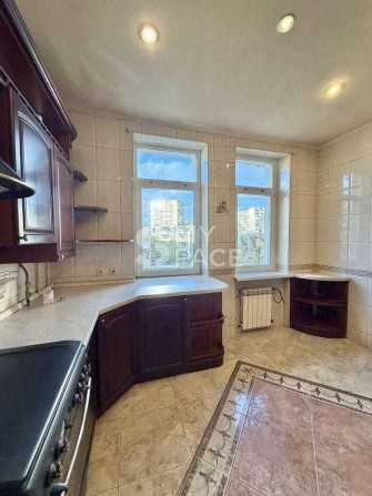 Продаж  2 к кв на Печерську  вул. Катерини Білокур, 2/8 - фото 1