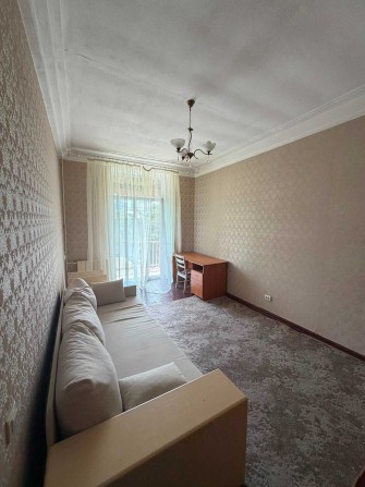Продаж 2-кім. квартири, метро Червоний Хутір,  вул. Бориспільська, 36 - фото 1