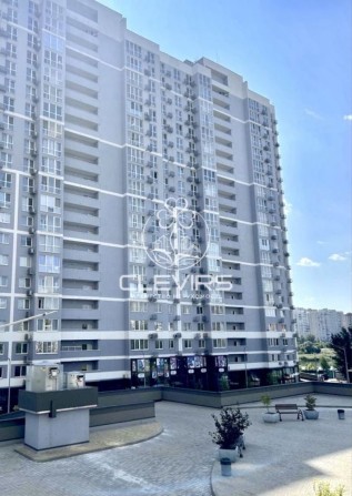 Єоселя Продаж 2 кімнатної  квартири 70кв.м2 ЖК Лебединий  вул. Ревуцького 40-В, метро  Харківська - фото 1