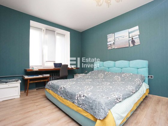 Продаж просторої 3к квартири в сталінці біля UNIT.City | Розглядаємо сертифікати