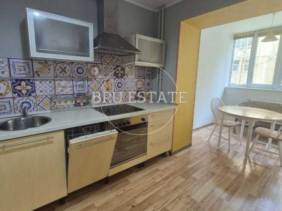 Без% Продаж 1к квартири  вулиця Лук'янівська Татарка Контрактова з ремонтом Киев