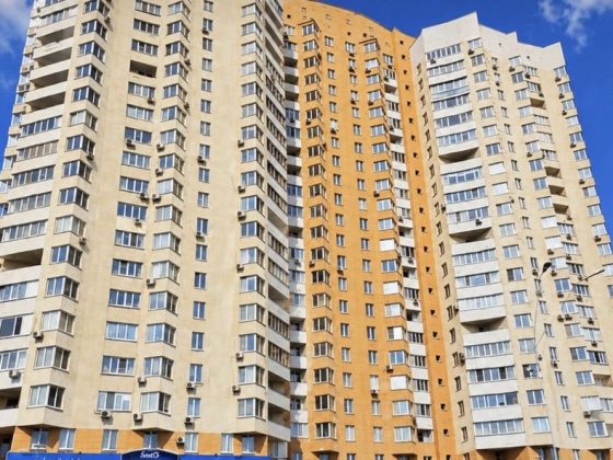 Однокімнатна квартира з ремонтом Київ!вулиця Саперно-слобідська!До центра 10хв!