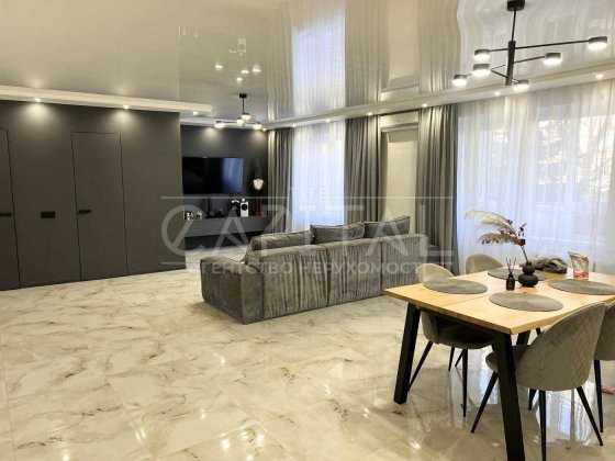 Продаж 2к квартири 72м.кв,Київ,вул.Харківське шосе 55/Харьковское шоссе 55/Продаж 2комнатной квартир