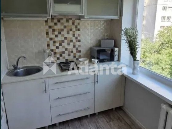 2х  метро Голосіівська ,Виставковий,Васильківська,парк Голосіівський
