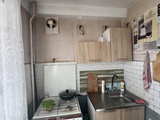 Терміново!Продаж квартири 2к Воскресенський проспект, 25 Київ