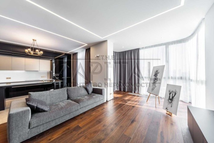 Продаж 4-к квартири 141м2 в самому центрі міста Вул. Саксаганського - фото 1