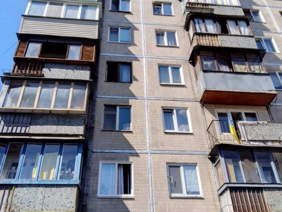 БЕЗ % продам окрему 3-кімнатну квартиру на Соборності (Возз'єднання).