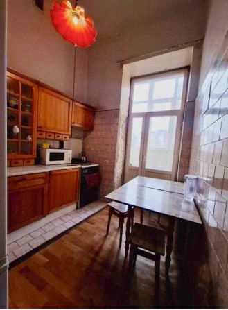 Центр ТОП цiна Без% Швидкий продаж 2к квартира висота стелі 4м низький поверх цегляний будинок ГАЗ л - фото 1