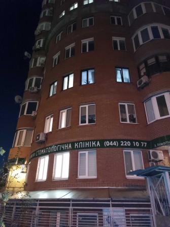 Продаж просторої 2-кімн.кв.- вул. А. Ахматової, буд. 13Д – 100 000 у.е. - фото 1