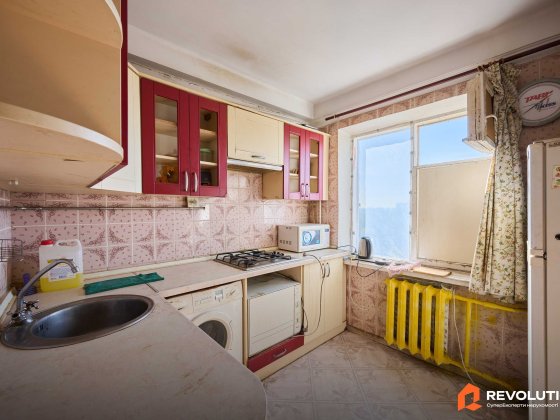 Без комісії. Продаж 3к квартири 64.8м2, вул.Ушинського 26 Солом'янський р-н Киев