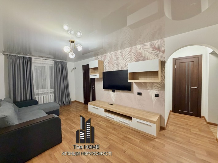 Продаж  3к квартири вул.Вацлава Гавела 75А Програми + - фото 1