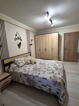 Продаж  від власника 3-кімнатної квартири, Лісовий масив (Деснянський р-н) — з ремонтом і меблями - фото 1