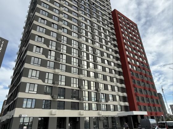 БЕЗ КОМІСІЇ та додаткових витрат 67 м²  ЖК «Варшавський 3» (буд. 10.3), Зданий. Повна автономність,  Киев