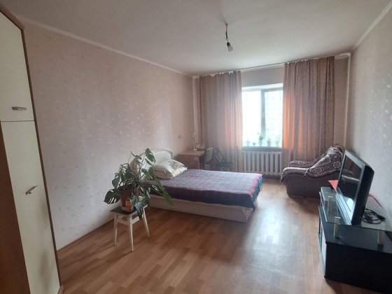 ПРОДАЖ 3-кімнатної квартири, 97М2. вул. Цвєтаєвої, 9А