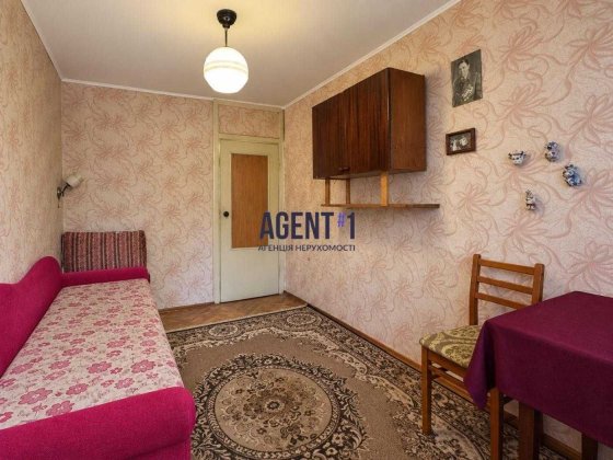 Продаж 3-кімн. квартири, 57.6 кв.м., вул. Миколи Василенка 6А м. Київ