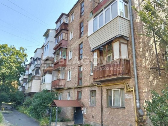 Продається 2к квартира вул.Байди-Вишневецького (Осиповського), 3б Подільський